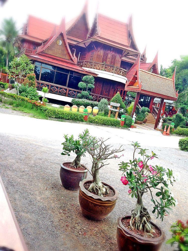 Jaroenrat Resort Samut Songkhram Exterior photo