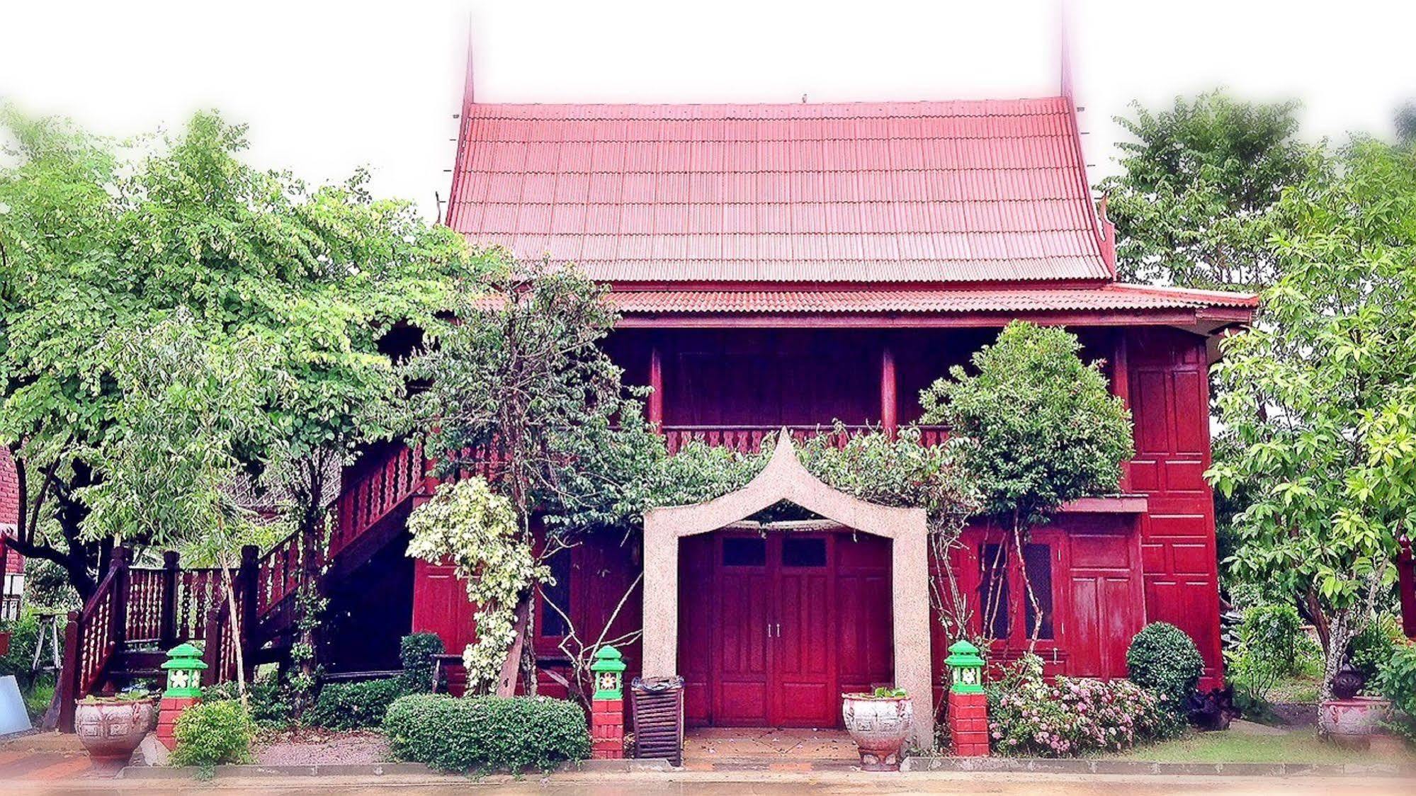 Jaroenrat Resort Samut Songkhram Exterior photo